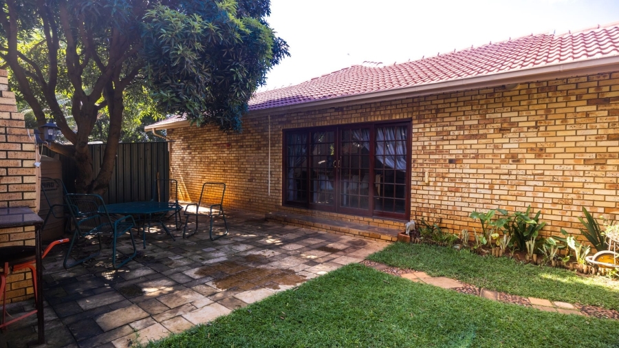 3 Bedroom Property for Sale in Safari Gardens North West